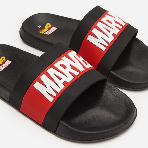 NWT Marvel Logo Men Slides - Picture 2 of 3